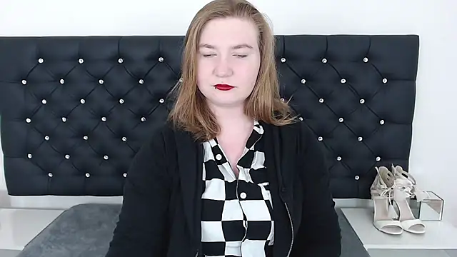 LaraDream online show from February 19, 7:38 pm