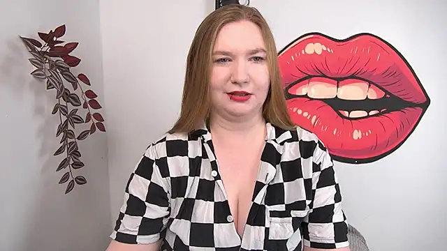 LaraDream online show from April 26, 2:26 pm