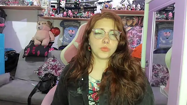 soficammy online show from March 16, 11:42 pm