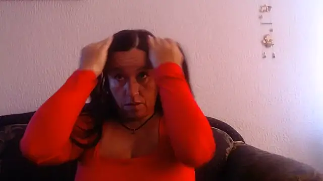 Snapshot of valeriapinter chatting on June 12, 12:48 pm valeriapinter online show from June 12, 12:48 pm