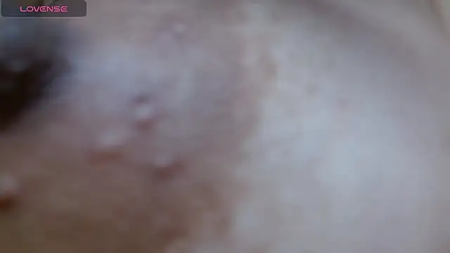 Snapshot of susan_smith18 chatting on June 4, 6:52 am susan smith18 online show from June 4, 6:52 am