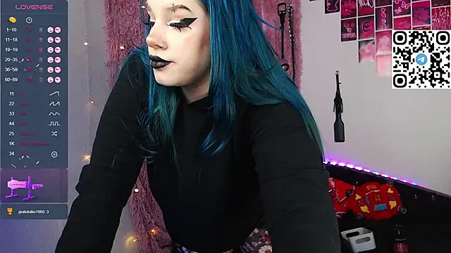 Snapshot of Silvia_Santorskii chatting on January 14, 9:24 am Silvia Santorskii online show from January 14, 9:24 am