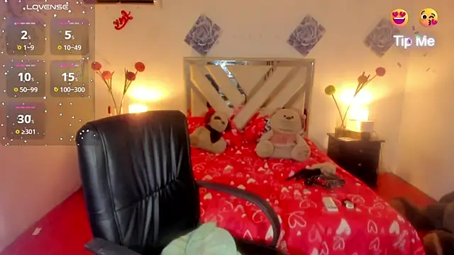 Miagrace online show from November 28, 9:50 pm