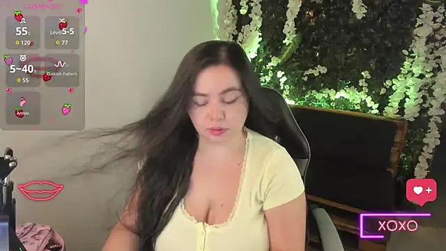Snapshot of ainohacarter_89 chatting on June 2, 1:07 am ainohacarter 89 online show from June 2, 1:07 am