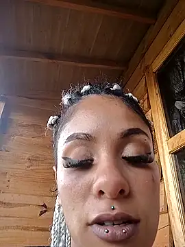 Snapshot of luci_fer_devil chatting on December 16, 3:28 pm luci fer devil online show from December 16, 3:28 pm