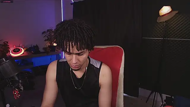 Snapshot of bigryann23 chatting on September 11, 9:48 pm bigryann23 online show from September 11, 9:48 pm