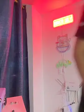 Snapshot of bigryann23 chatting on October 24, 10:22 am bigryann23 online show from October 24, 10:22 am