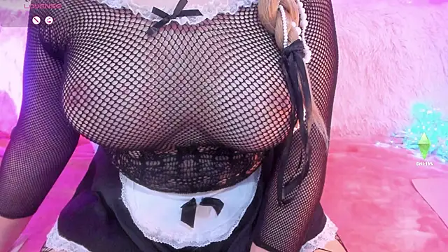 Snapshot of Blessed_Insomnia chatting on October 17, 4:26 am Blessed Insomnia online show from October 17, 4:26 am