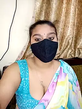 Snapshot of Jasmine_jaaan chatting on February 5, 4:37 am Jasmine jaaan online show from February 5, 4:37 am