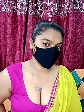 Snapshot of Jasmine_jaaan chatting on January 9, 4:48 am Jasmine jaaan online show from January 9, 4:48 am